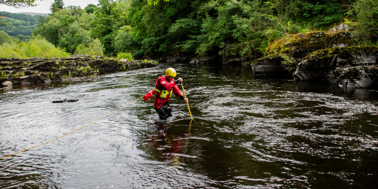 Choosing the Right Water Safety Course: A Comparative Guide